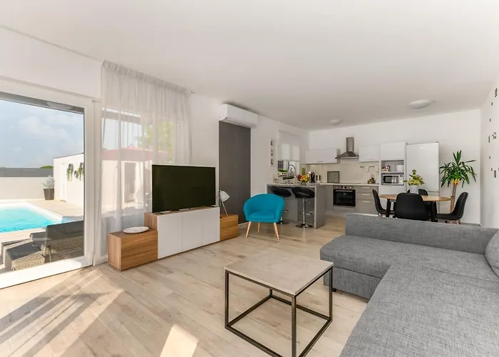 Emanuel فيلة زادار