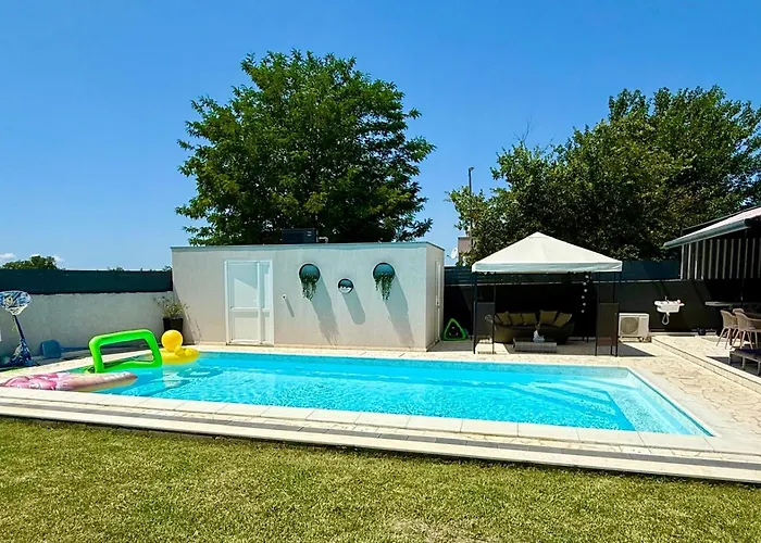 فيلة Emanuel زادار