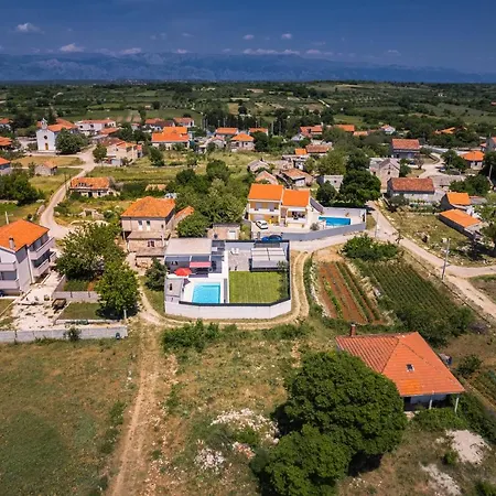 Villa Emanuel