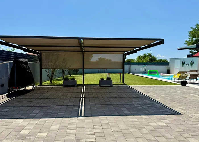 וילה Emanuel זאדאר